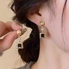 Pendientes negros para mujer, estilo vintage de Hong Kong, ligeros, lujosos, geométricos, avanzados, de metal, únicos, elegantes.