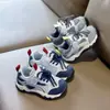 Novedad Otoño 2026 Zapatillas Deportivas para Niños Versátiles Transpirables Ligeras para Correr para Niños Niños Grandes Venta al por Mayor