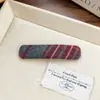 Pinza de Pato de Aleación Ovalada a Cuadros con Pedrería en Forma de Corazón de Lujo Ligero Coreano Exquisito Versátil Pasador para Flequillo Dulce Fresco Accesorio para el Cabello