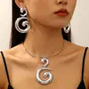 Conjunto de colar e brincos de corrente de metal espiral exagerada em estilo europeu e americano, design geométrico único, acessórios resistentes, atacado transfronteiriço