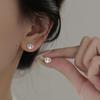 Aretes de Aguja de Plata 925 con Patrón de Nube Hueca para Mujer, Pendientes de Tuerca de Estilo Chino Tendencia Nacional, Accesorios para las Orejas Auspiciosos y Deseables