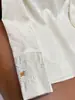 Novo Top de Cetim de Alto Padrão Estilo Chinês com Design de Botão Aprimorado para Primavera e Outono, Nova Camisa Básica Bordada de Alta Qualidade com Estilo Chinês Tradicional A10295