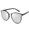 Nuevas Gafas de Sol 2025 para Mujer Versión Coreana Gafas de Sol Ovaladas Retro Más Fáciles de Combinar Gafas de Sol Estilo Estrella Celebridad Espejos Fabricante Venta al por Mayor