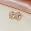 Brincos Populares de Zircônia de Luxo da Temu para Mulheres, Simples e Versáteis, Brincos Modernos e Únicos, Brincos Banhados a Ouro de Cobre