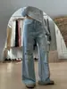 Jeans de mezclilla desgastada con retazos de encaje estilo retro de alta costura americana para mujer, con un diseño holgado, favorecedor y de pierna recta con adornos de moda.