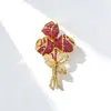 Broche de Rosa Roja Tridimensional Nuevo Modelo Transfronterizo, Broche de Lujo Ligero de Gama Alta, Cobre Incrustado con Circonita, Accesorios para Ropa