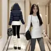 Camisa Interior Blanca de Longitud Media para Mujer 2025 Nuevo Otoño e Invierno Tops Delgados Estilo Coreano Ambiente de Principios de Otoño