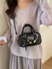 Bolsa de Mão Fresca e Estilosa de Alto Valor Estético para Mulheres, Nova Moda Verão 2026 Bolsa de Ombro, Bolsa Quadrada Pequena Transversal Chique