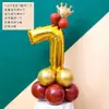 La ceremonia del primer cumpleaños se organiza con globos digitales de película de aluminio de 32 pulgadas para expresar la fiesta de cumpleaños y se solicitan globos decorativos en el camino de la boda.