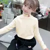 Y2573 # Camiseta Térmica Meia-Gola Alta para Meninas, Nova Blusa Quente Espessa para Outono e Inverno para Crianças Mais Velhas.