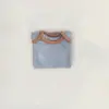 Mameluco Rayado de Colores Dulces para Niños y Niñas, Mono de Bebé Recién Nacido Estilo Otoño, Traje Triangular de Gateo para Bebés