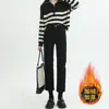 Jeans Rectos Pequeños Forrados de Polar Negro para Mujer Otoño e Invierno 2024 Nuevos Pantalones Tubo Cortos Holgados de Cintura Alta
