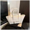 Bolsa Tote Retrô Versátil e Fashion com Alça de Ombro Única para Mulheres, Nova Bolsa de Inverno com Rosto Sorridente com Acabamento de Alta Qualidade, Bolsa de Mão e Bolsa Transversal de Luxo Leve