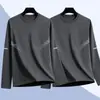 [Compra uno y llévate otro gratis] Camiseta de manga larga fina de otoño para hombre, elástica, corte holgado, informal moderna con cuello redondo, camiseta básica