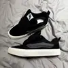 Tênis de Lona Novos Plus Size para Casal Masculino Preto Cano Baixo Solado Branco Versátil Resistente ao Desgaste Antiderrapante Esportivo Casual