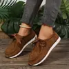 E-commerce transfronteiriço 2026 nova coleção: couro macio, acabamento fosco, mocassins casuais para mulheres, com sola grossa, design de cadarço e uma sola macia e versátil