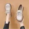 Mocasines casuales con cordones para mujer, zapatos de suela gruesa que aumentan la altura, estilo popular de otoño 2026, elegantes y versátiles, zapatos cómodos y transpirables para mujer