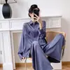 2026 Novo Pijama Feminino Primavera e Outono Seda Gelada Manga Longa Tamanho Grande Conjunto Verão Cor Sólida High-End Calça Wide Leg Roupa de Casa