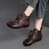 Zapatos de Mujer Retro Hechos a Mano de Caña Alta 2026 Otoño/Invierno Nuevos Botines Planos Cómodos Piel de Primera Flor Estilo Étnico Zapatos para Mamá