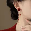 Pendientes Largos de Flor Roja para Mujer, Pendientes Únicos y Hermosos Adecuados para Invierno, Accesorios para Orejas de Nicho