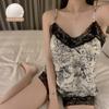 Pijama Sexy de Seda Simulada Puro Deseo para Mujer Verano Delgado Dulce Textura de Seda Ropa de Casa con Almohadillas en el Pecho Verano Celebridad de Internet Transmisión en Vivo