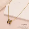 Corrente para Clavícula Versátil Elegante da Moda Feminina Nicho Acessível Luxo Colar com Pingente Banhado a Vácuo Ouro 18K da Moda para Mulheres