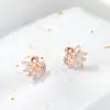 Pendientes de cisne con diamantes en plata de ley s925, mini pendientes japoneses y coreanos con animales adorables, elegantes y sencillos, joyería de celebridades de Internet.