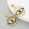 Brincos de liga metálica europeus e americanos da moda com design de olho turco redondo oco cravejado de diamantes, joia de orelha feminina com design retrô