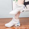 Zapatos de Baile Blancos para Mujer Otoño e Invierno Nuevos Tacón Medio Suela Blanda Zapatos de Baile Cuadrado Yang Liping Zapatos de Baile Sappers Impermeables para Adultos
