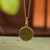 Yilu plata S925 plata esterlina chapado en oro jade Hetian jade redondo Seguridad Alegría colgante simple elegante colgante para combinar con todo