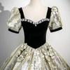 Vestido de Noite Dourado em Relevo Estilo 2026 para Exames de Arte, Apresentações Vocais Solo, Saia Evasê, Vestido Bufante Estilo Princesa Fugitiva