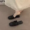 Sandálias Meias Birkenstock Retro Marrom Tecidas com Solado Plano Brisa Noturna para Mulheres, Adequadas para Uso Externo na Primavera e Verão, Sandálias Fechadas na Ponta