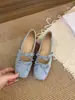 Bailarinas para mujer con aumento interno de altura y detalle de lazo, estilo francés primavera/verano 2025 zapatos Mary Jane rojos pequeños para la noche