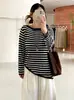 Blusa de Tricô Listrada Solta de Um Ombro Plus Size Feminina Mulheres 2026 Outono Design Plus Size Blusa com Cordão