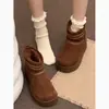 Botas de neve femininas com veludo plus, grossas, antiderrapantes, solado grosso, novo estilo 2026, para inverno, com aumento de altura, estilo retro nordeste, quentes, de algodão