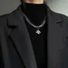 Cadena de Suéter para Otoño e Invierno con Diseño Geométrico Triangular, Collar Ajustable, Lujo Ligero, Moderno, Versátil, Elegante, Collar Interior Sencillo