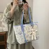Bolso Tote para Mujer de Gran Capacidad Bolso de Hombro Sentido de Alta Gama Bolso Grande Transfronterizo Súper Caliente de Moda Nicho Graffiti Clase Bolso de Viaje