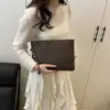 Sobre de axila para ir al trabajo Presbicia Moda Simple Otoño/Invierno 2025 Estilo Occidental Casual Color Sólido Bolso de Mano de Moda