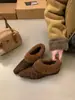 Sapatos Mary Jane Cinza Retrô Estilo Francês com Aumento de Altura Escondido, Novos Sapatos Quentes de Outono e Inverno, Sapatos Peludos para Mulheres