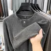 Sudadera de cuello redondo para hombre Tencel Lana 2026 Otoño Nueva Moda Casual Versátil Botón de Presión Capa Base Sudadera para Hombre