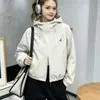 Chaqueta corta con capucha para mujer, estilo coreano otoño 2026, corte holgado para figuras petite, cortavientos, con cordón, bordada, casual, con cremallera, ropa de mujer