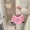 Camiseta base de manga larga color rosa con bloques de color, estilo coreano, para niñas pequeñas, con estampado de cachorro lindo, cuello redondo