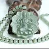 Collar con Colgante de Imitación de Jade Hetian Verde Loto Guanyin, Colgante de Jade Redondo Loto Sentado Bodhisattva Guanyin de Jade