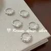 Popular Joyería Brillante de Plata de Nicho de Dongdaemun, Corea del Sur: Anillo de Plata de Ley S925 Retorcido con Perla Natural, Versátil y Sencillo