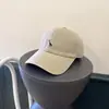 Boné de Baseball Simples Bordado Estilo Coreano para Homens e Mulheres, Versátil e Emagrece o Rosto, Chapéu de Sol Respirável para o Verão
