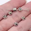 5.2 x 5.2 x 4.3mm 0.4g plata antigua accesorios para joyería DIY flor de aleación de zinc retro cuentas con agujero pequeño