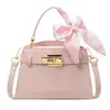 Bolso de Mano Moderno y de Moda para Mujer 2026 Primavera Nuevo Estilo Bolso de Hombro Único y Cruzado con una Textura Única, Bolso Kelly Moderno para Viajes
