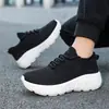 Zapatos tipo calcetín elástico de punto volador transfronterizos, zapatos de moda con suelas suaves, suelas gruesas, que aumentan la altura, malla transpirable, resistentes al olor, zapatos deportivos casuales para parejas