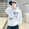 Sudadera de Dibujos Animados para Niños Otoño 2026 Nuevo Estilo Manga Larga Más Terciopelo Superior Niño Primavera Otoño Travieso Guapo Niño Grande Ropa Infantil