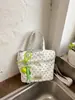 Bolso tipo cubo de lunares rojos estilo coreano para mujer, nuevo modelo 2026, bolso cruzado casual ligero de lona, bolso de mano pequeño para el trabajo y artículos varios